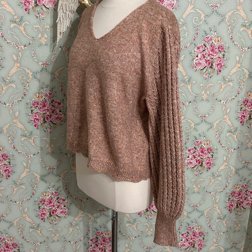 EUC Frye blush Puff Sleeve Sweater pink girly Soft v-neck Multi Neutral size L